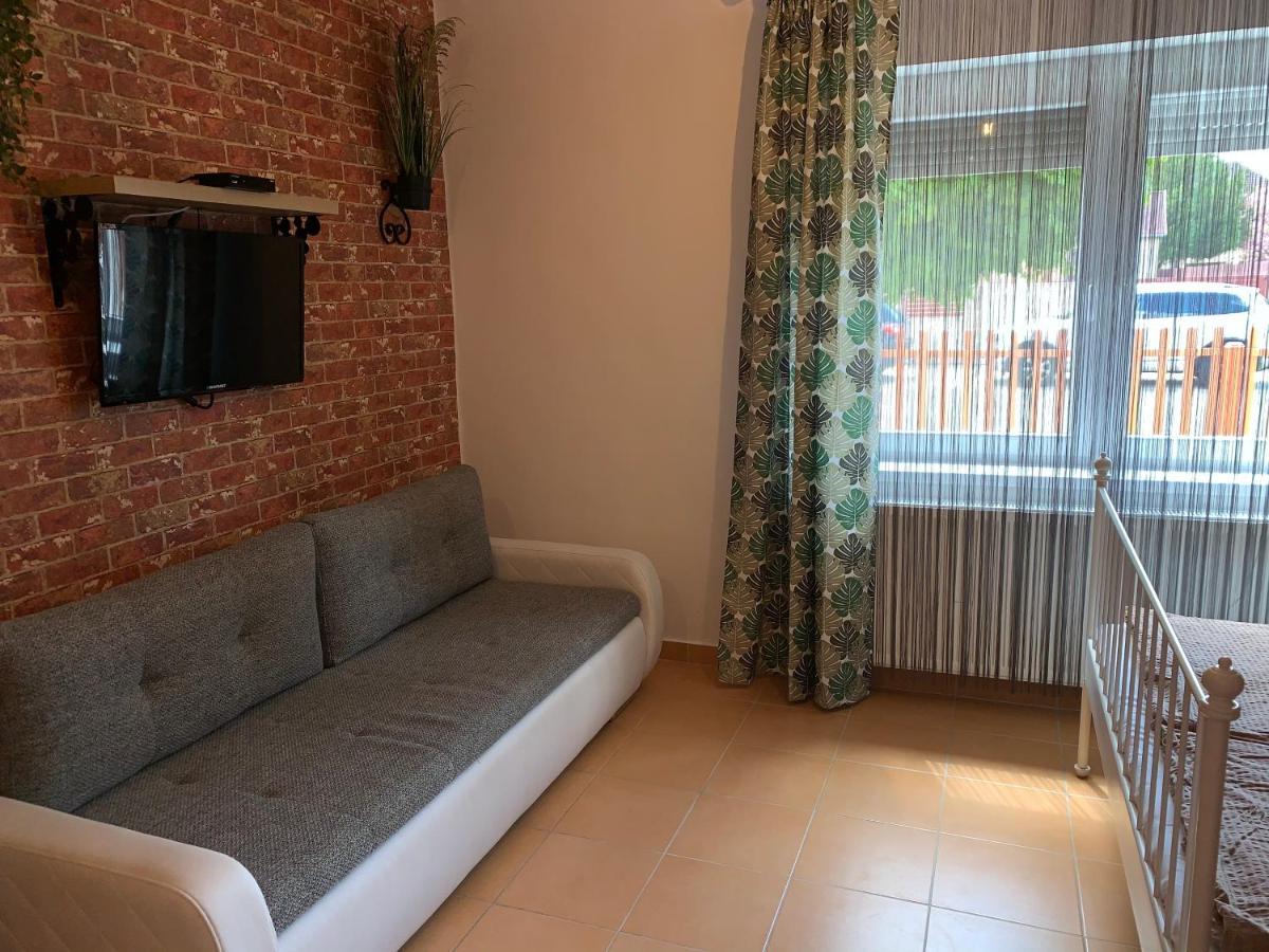 Armada Family Apartment Hajdúszoboszló Dış mekan fotoğraf