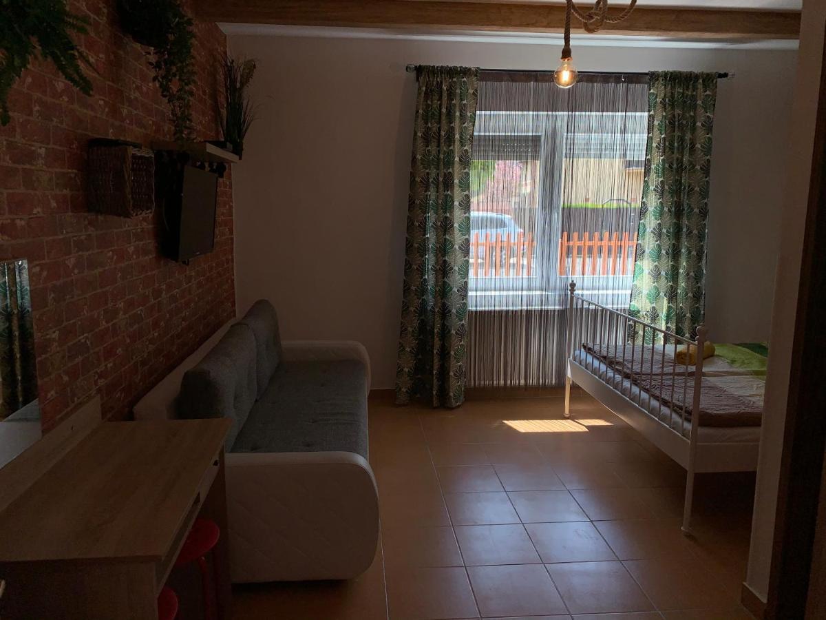 Armada Family Apartment Hajdúszoboszló Dış mekan fotoğraf