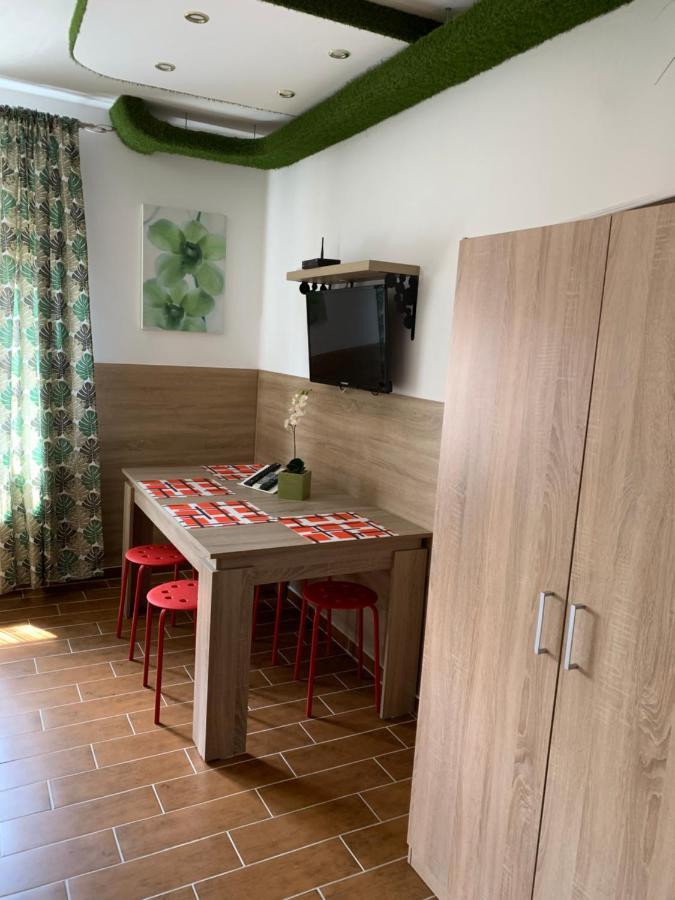 Armada Family Apartment Hajdúszoboszló Dış mekan fotoğraf