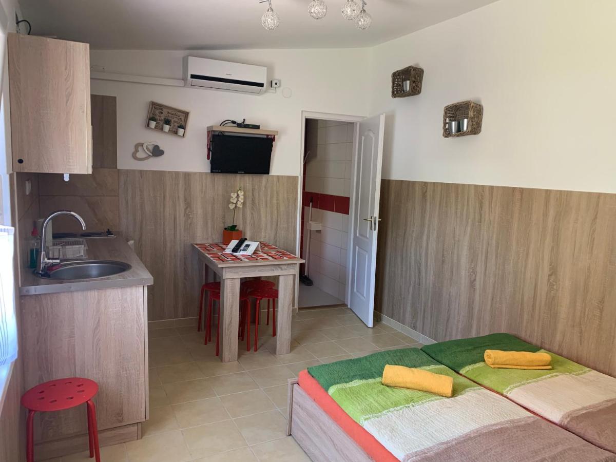 Armada Family Apartment Hajdúszoboszló Dış mekan fotoğraf